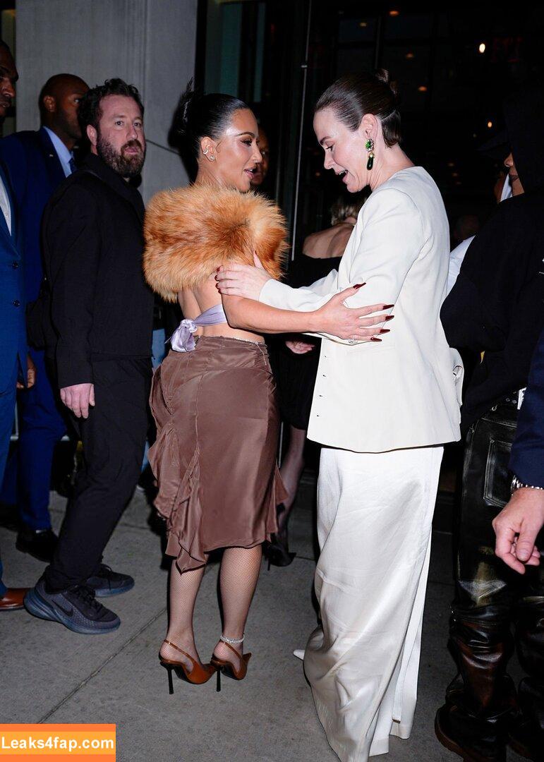 Kim Kardashian / KimKardashian leaked photo photo #5440