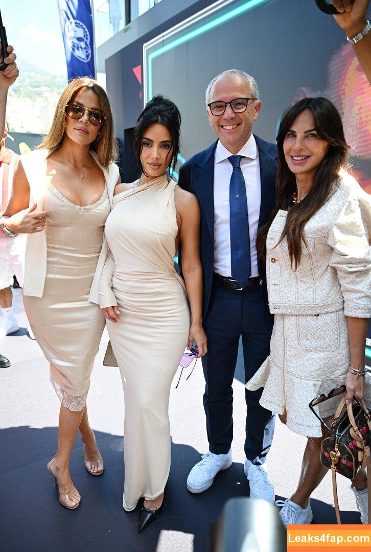 Kim Kardashian / https: / kimkadarshian / kimkardashian leaked photo photo #5633