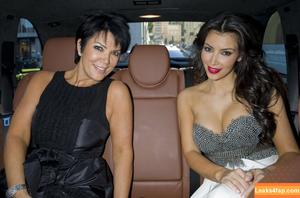 Kim Kardashian photo #5021