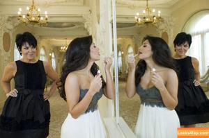 Kim Kardashian photo #5022