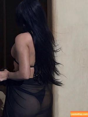 Kim Kardashian photo #5072