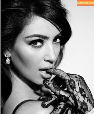 Kim Kardashian фото #5108