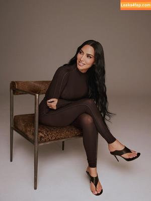 Kim Kardashian photo #5151