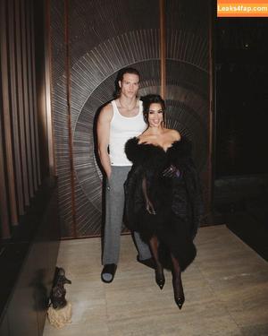 Kim Kardashian photo #5202