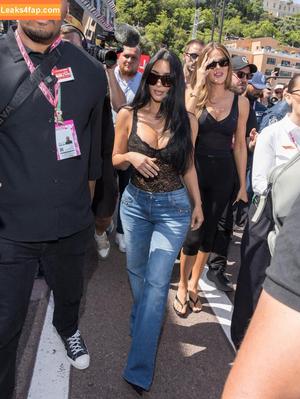 Kim Kardashian photo #5618