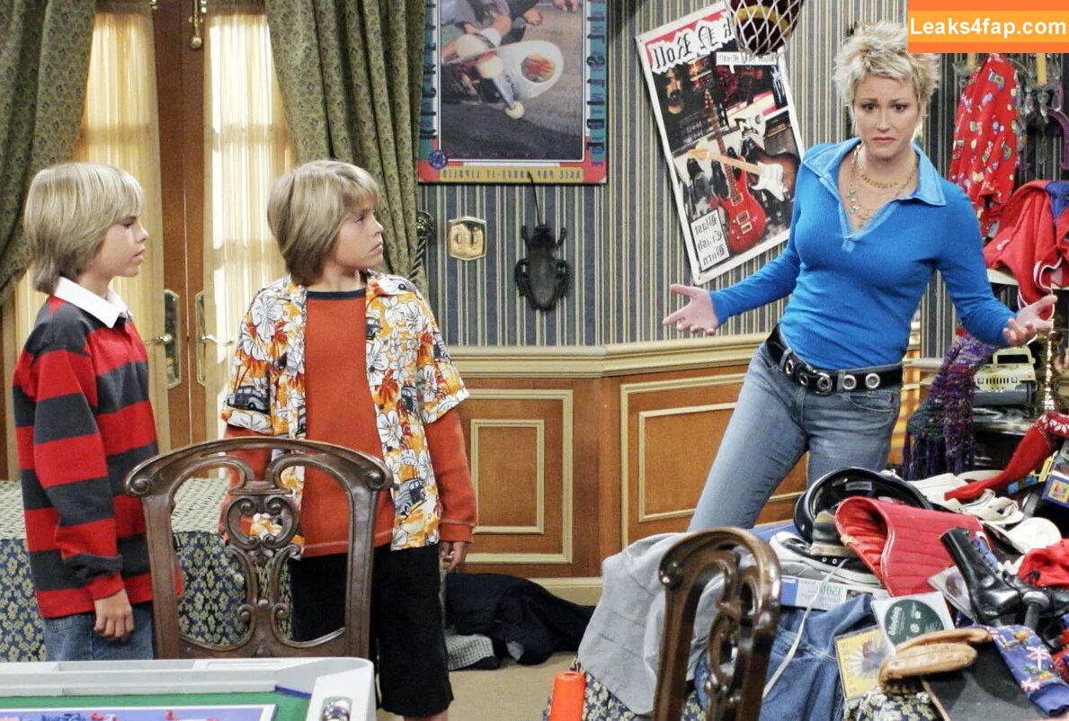 Kim Rhodes /  leaked photo photo #0005