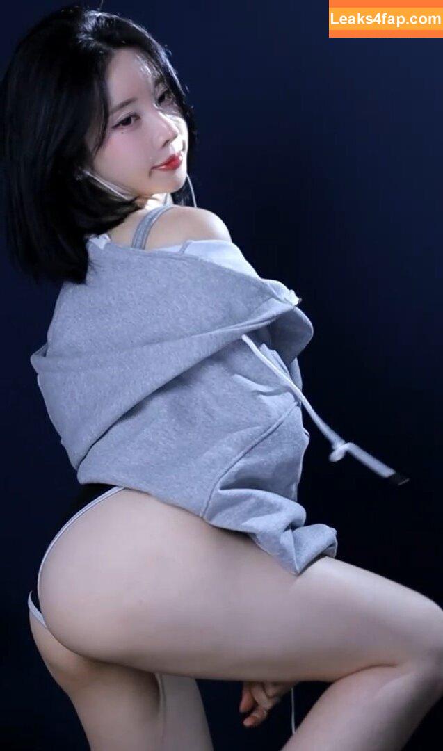 Kim Yu / milkkim123 / takoo__0s2 / takoo_o_ / 김우유 leaked photo photo #0057