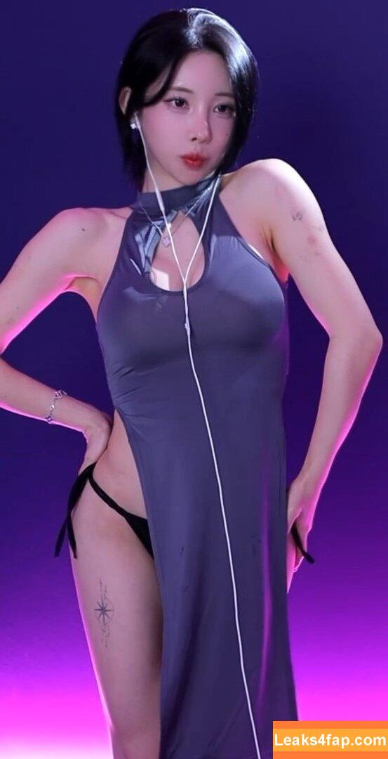 Kim Yu / milkkim123 / takoo__0s2 / takoo_o_ / 김우유 leaked photo photo #0065