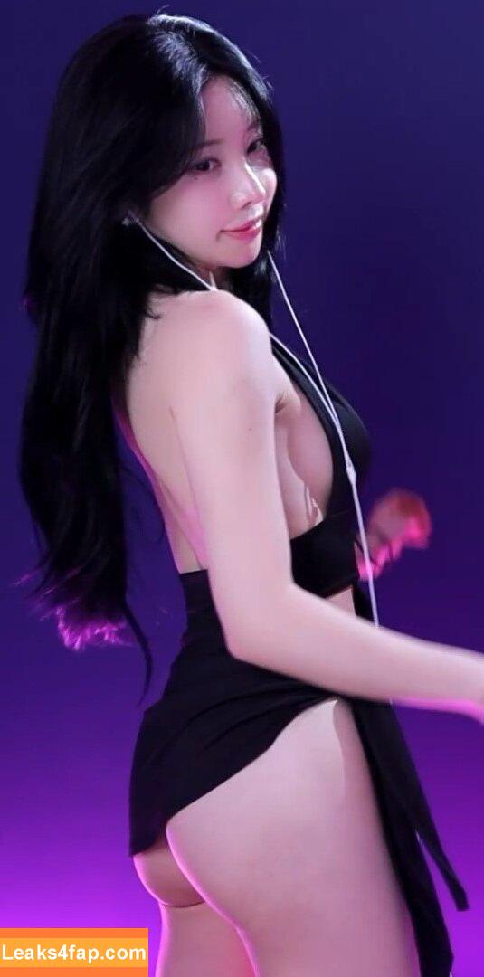 Kim Yu / milkkim123 / takoo__0s2 / takoo_o_ / 김우유 leaked photo photo #0074