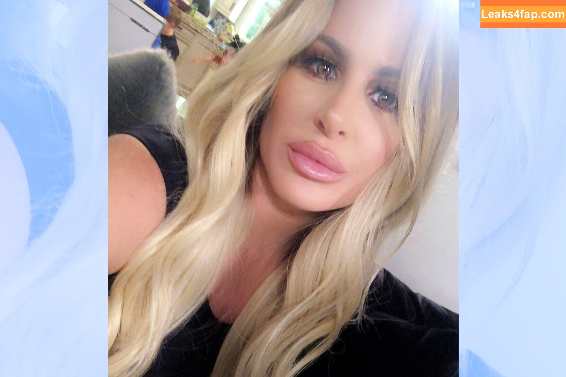 Kim Zolciak /  leaked photo photo #0008