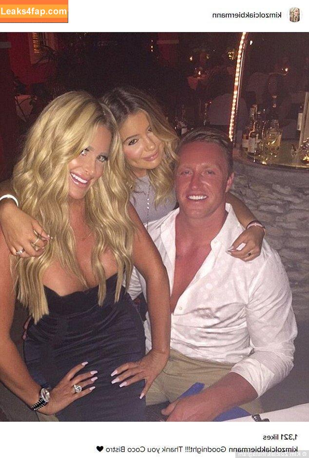 Kim Zolciak /  leaked photo photo #0011