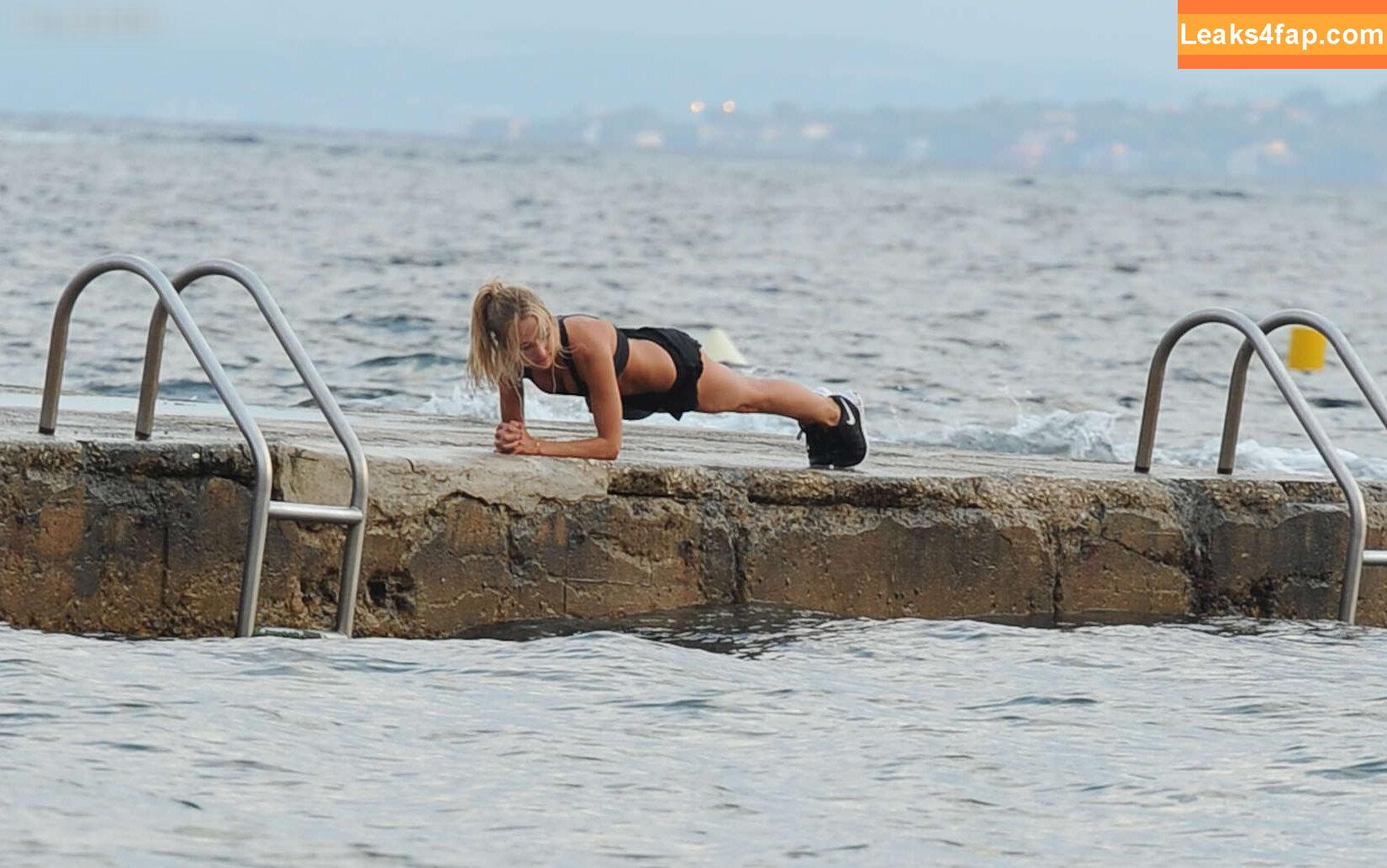 Kimberley Garner / KimberleyLondon / kimberleygarner leaked photo photo #0643