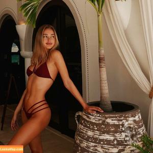 Kimberley Garner photo #0665