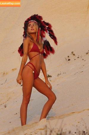 Kimberley Garner photo #0794