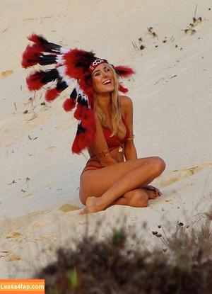 Kimberley Garner photo #0798