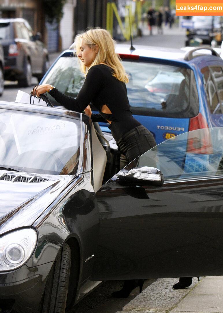 Kimberley Garner / KimberleyLondon / kimberleygarner leaked photo photo #1007