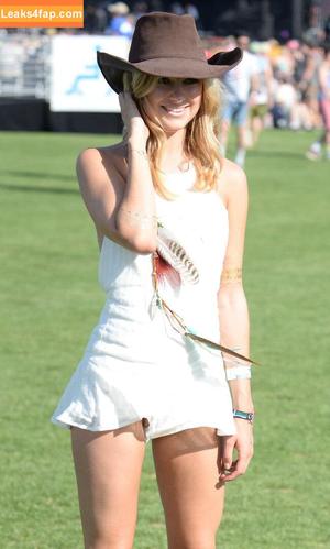 Kimberley Garner photo #1310