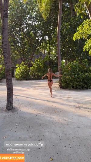Kimberley Garner photo #1624