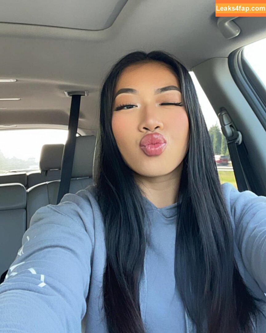 Kimberly Nguyen / amasiankim / kimmyyyn leaked photo photo #0063