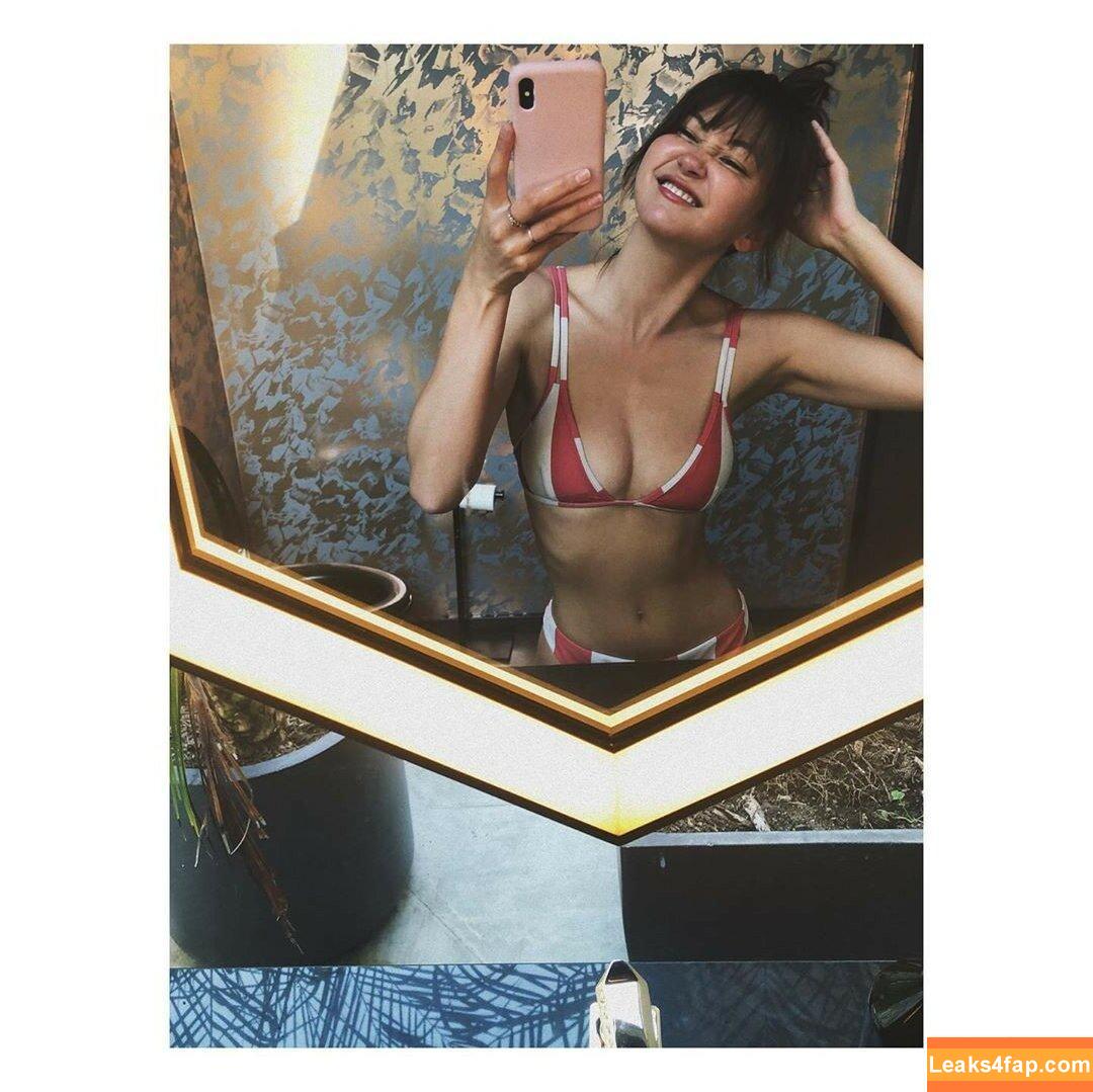 Kimiko Glenn / https: / kimikoglenn leaked photo photo #0046