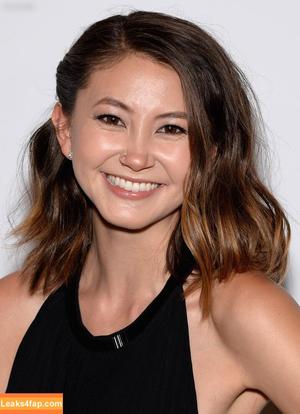 Kimiko Glenn photo #0099