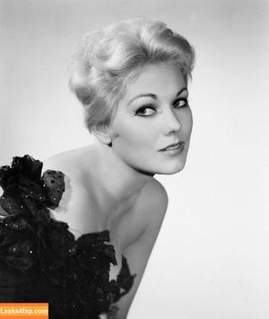 kimnovak фото #0012