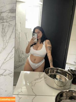 KimVelezOficial photo #0042