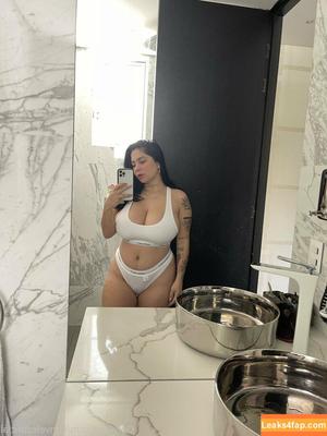 KimVelezOficial photo #0044