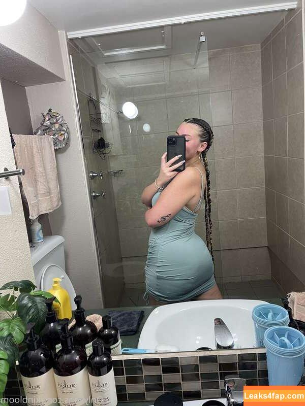 kinbloom / keira.durrant leaked photo photo #0025