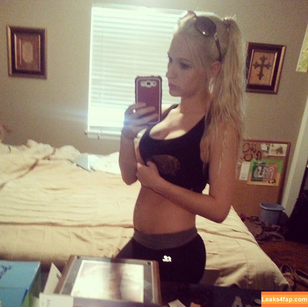 Kinky Kandi / Kickitwithkk / https: / k.grimes25 leaked photo photo #0022