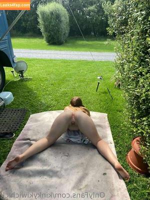 kinkykiwichick photo #0109