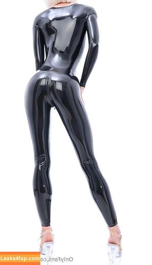 kinkynavlia photo #0005