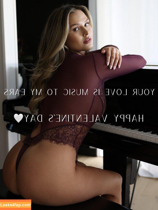 Kinsey W /  leaked photo photo #0016