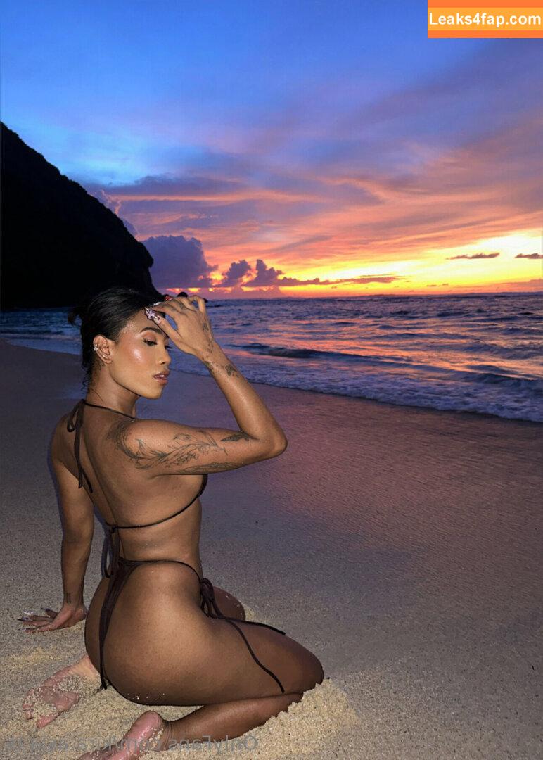 kira.asia.ts / kiraasia_ts leaked photo photo #0166