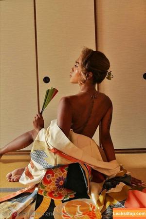 kira.asia.ts photo #0183