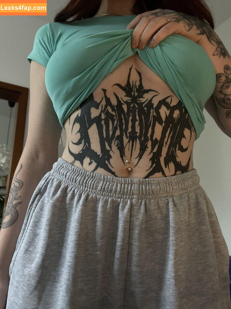 Kira-Julie / nami_swaaaan leaked photo photo #0015