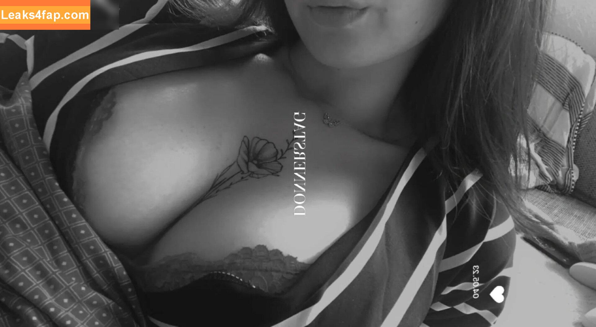 Kira-Julie / nami_swaaaan leaked photo photo #0026