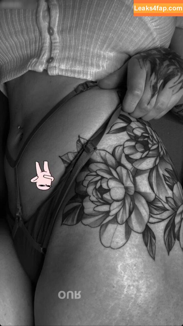Kira-Julie / nami_swaaaan leaked photo photo #0030