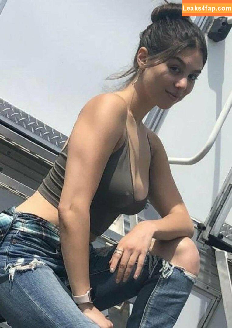 Kira Kosarin / kirakosarin leaked photo photo #0953