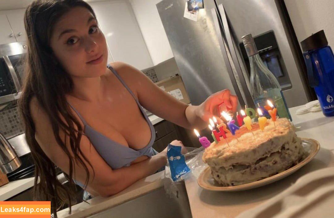 Kira Kosarin / kirakosarin leaked photo photo #1111