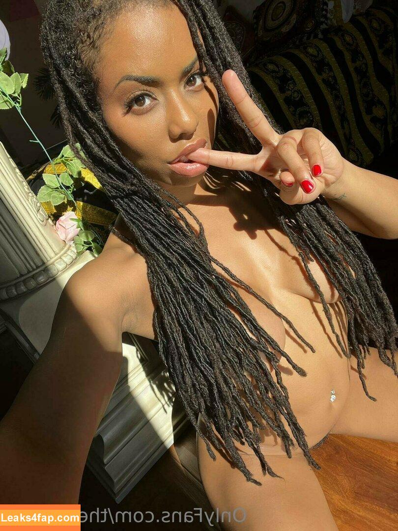 Kira Noir / thekiranoir / thekiranoirgram leaked photo photo #0313