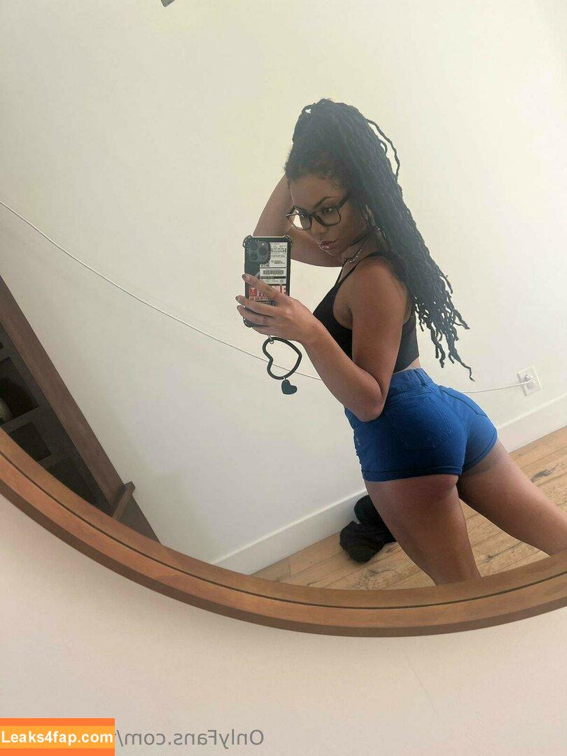 Kira Noir / thekiranoir / thekiranoirgram leaked photo photo #0421