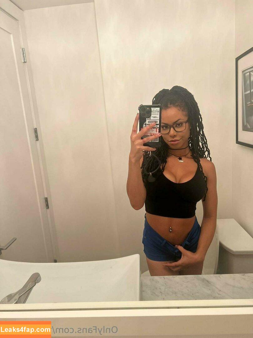 Kira Noir / thekiranoir / thekiranoirgram leaked photo photo #0423