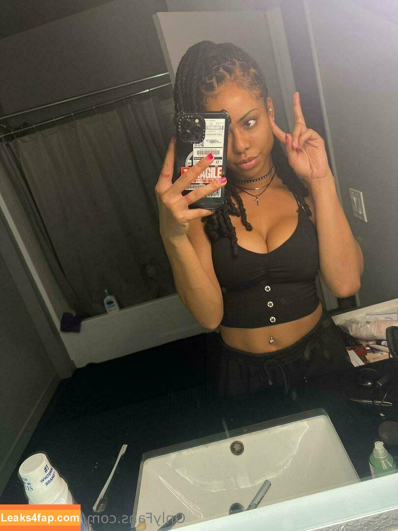 Kira Noir / thekiranoir / thekiranoirgram leaked photo photo #0480