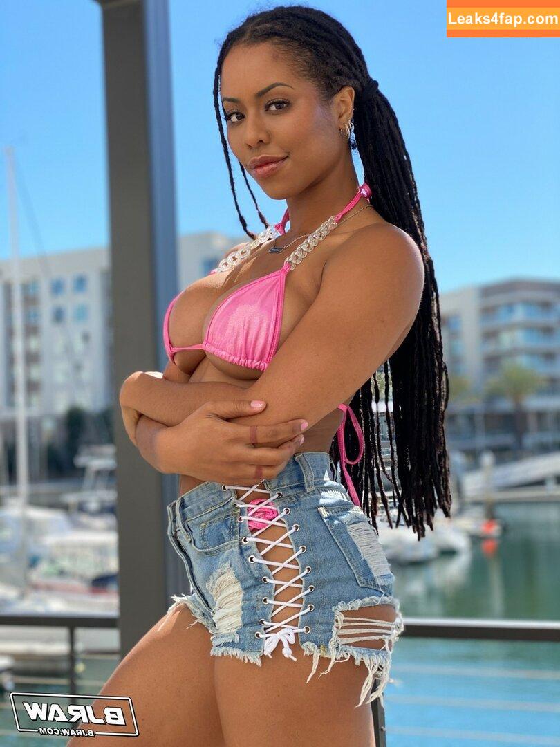 Kira Noir / thekiranoir / thekiranoirgram leaked photo photo #0485