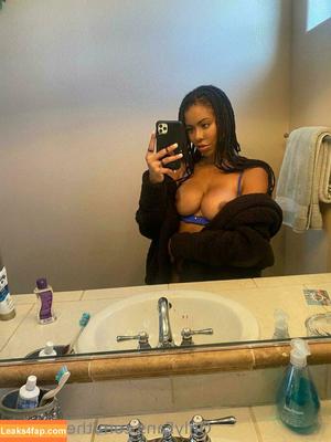 Kira Noir фото #0050