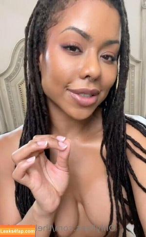 Kira Noir photo #0225