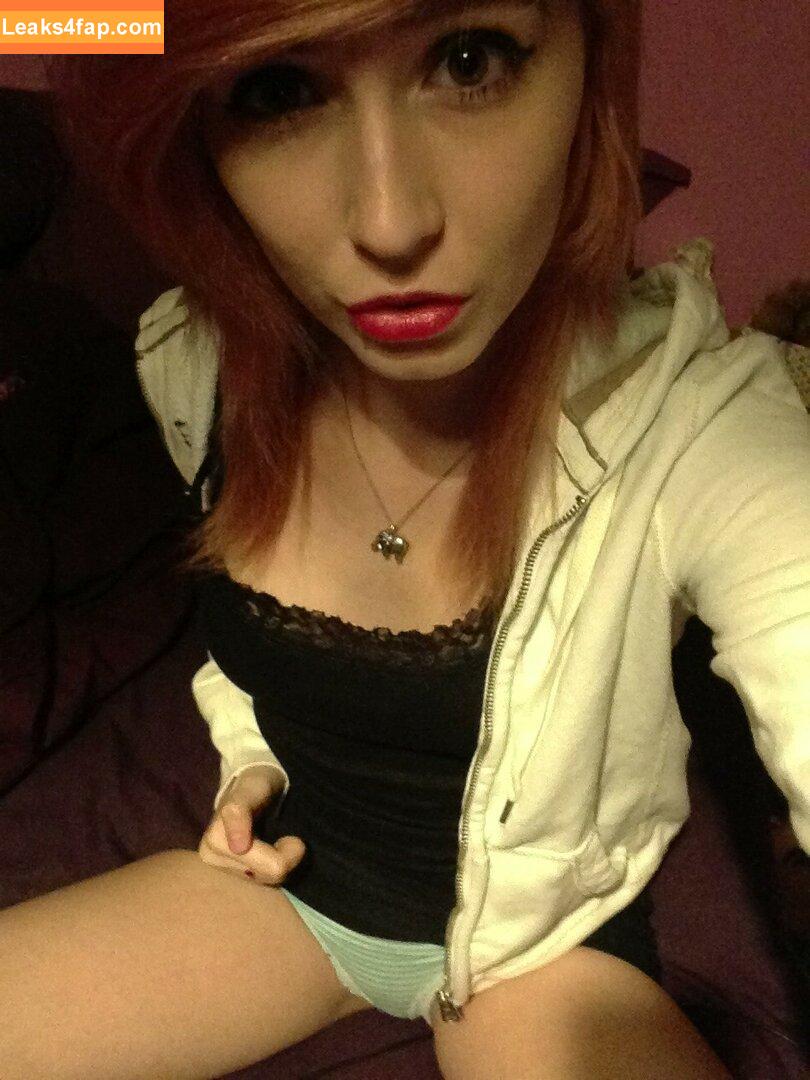 kirabee /  слитое фото фото #0764