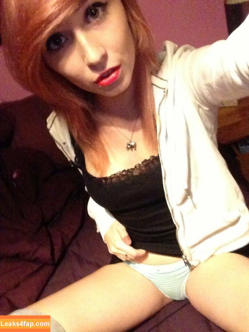 kirabee /  слитое фото фото #0765