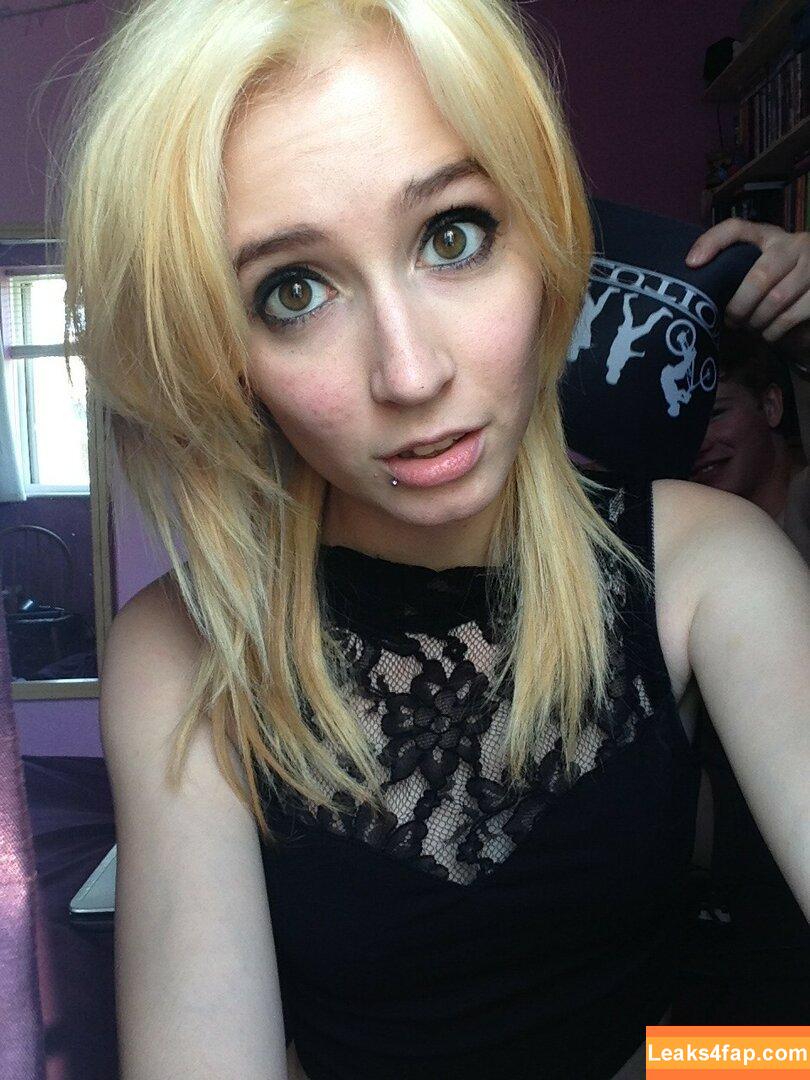 kirabee /  leaked photo photo #1057
